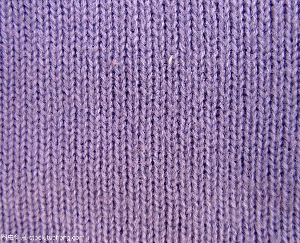 紫色針織的衫特寫(xiě)
